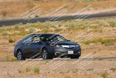 media/Jun-01-2025-CalClub SCCA (Sun) [[eae223c5dd]]/Group 1/Track Event 5/